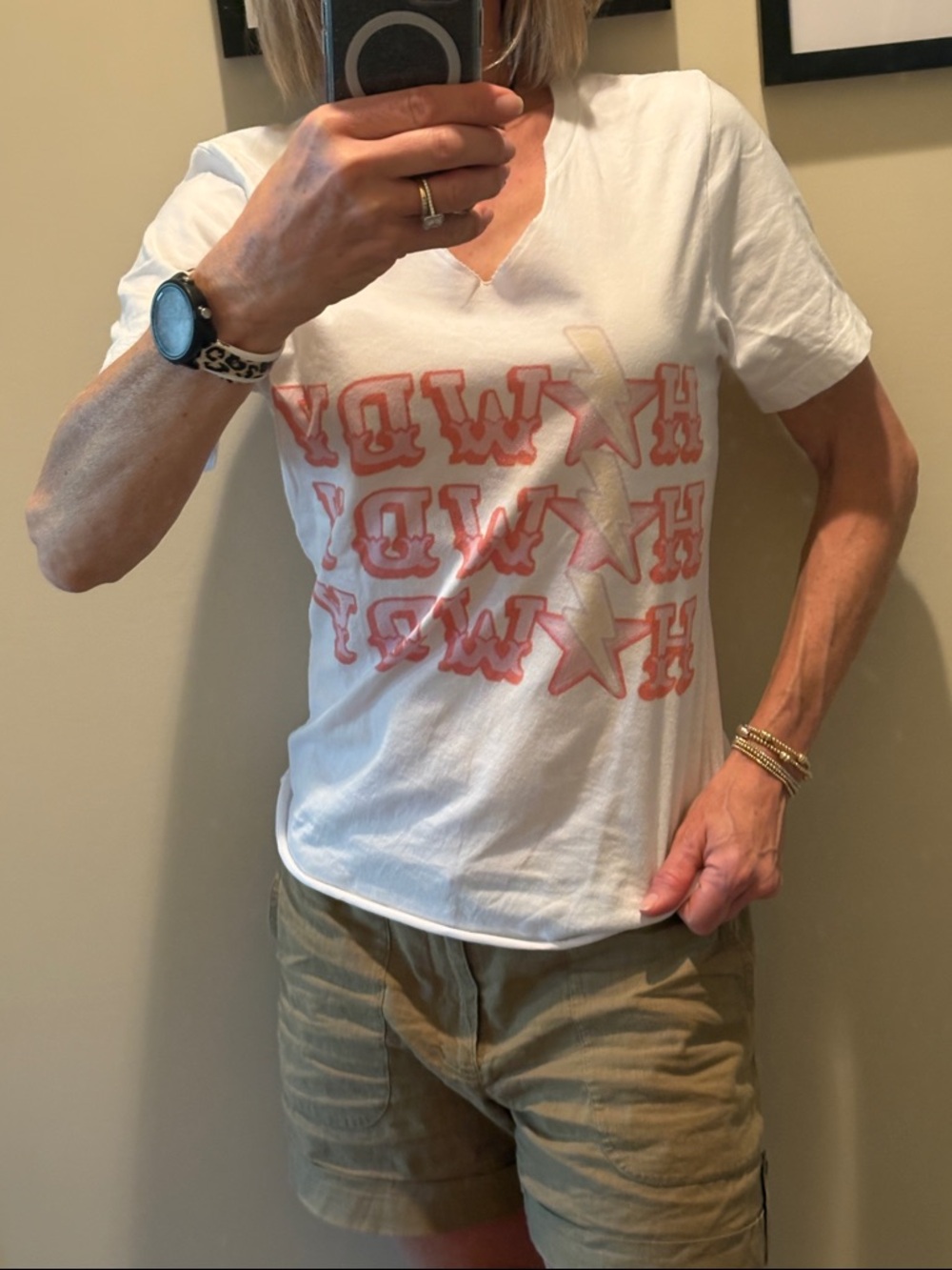 Howdy 🤠 Retro Tee - Picture 2 of 8